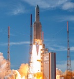 Ariane 5 launch of ERDS-C and Intelsat 39 (ESA)