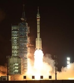 Long March 2F launch of Shenzhou-18 (Xinhua)