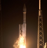 Atlas 5 launch of TDRS-L (NASA/KSC)