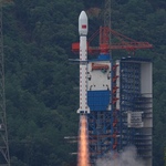 Long March 4B launch of Yaogan-43 (01) (Xinhua)