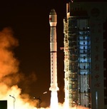 Long March 4C launch of Yaogan 33 (Xinhua)