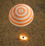 Soyuz TMA-08M landing (NASA)